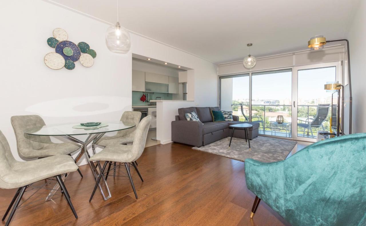 Apartamento Metrocity One Bedroom - A/c & Swimming Pool Lisboa