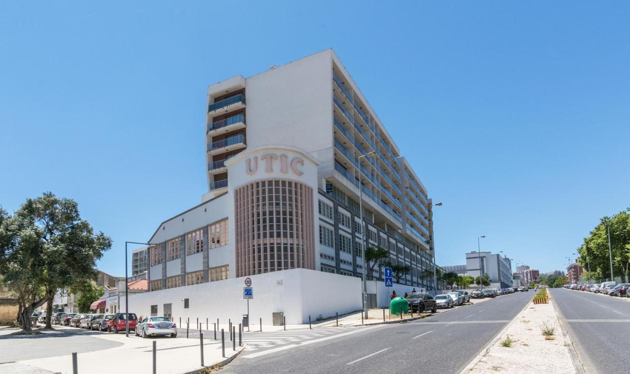 Apartamento Metrocity One Bedroom - A/c & Swimming Pool Lisboa