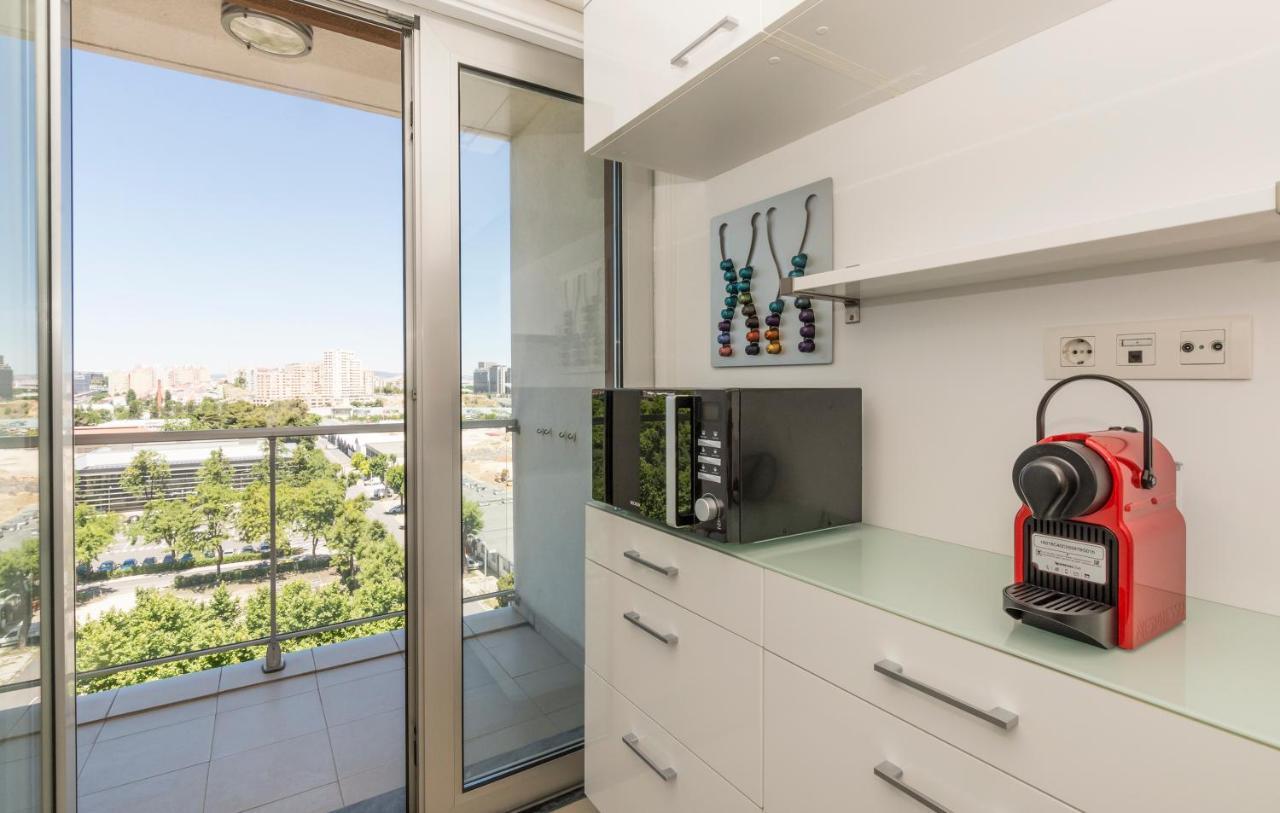 Metrocity One Bedroom - A/c & Swimming Pool * Lisboa