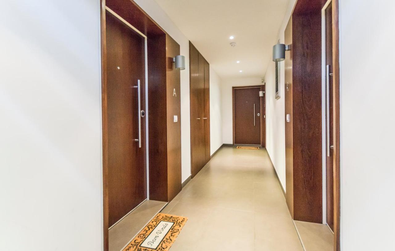 Apartamento Metrocity One Bedroom - A/c & Swimming Pool